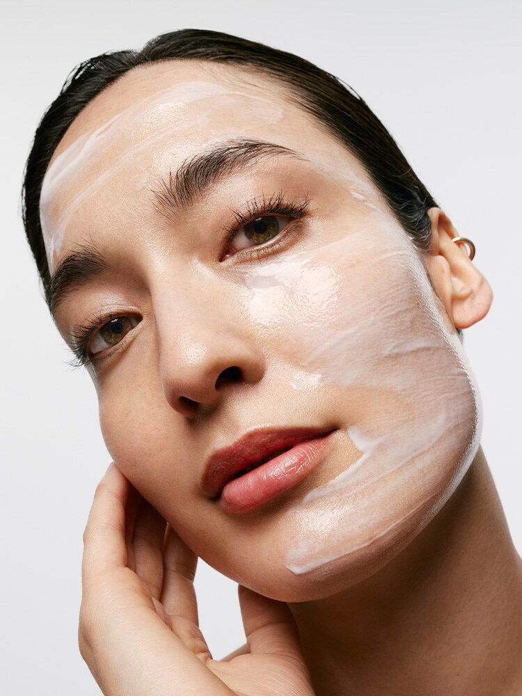 Lait nettoyant INTRAL, 200 ml